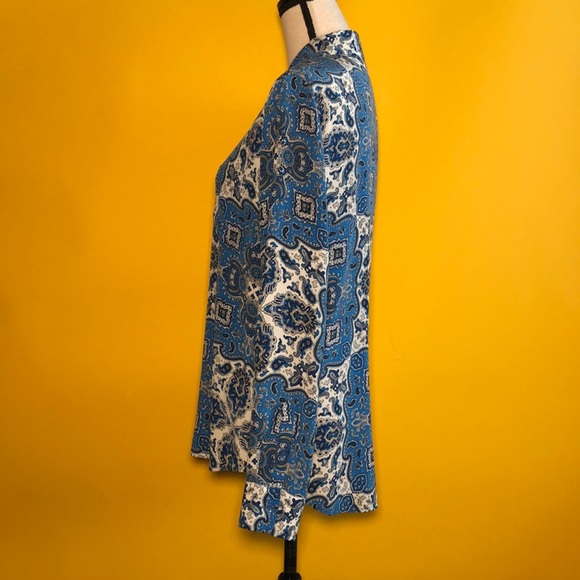 🆕 EQUIPMENT long sleeve button down blouse - Picture 2 of 9